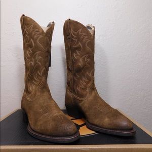 Ariat Heritage R Toe Boots